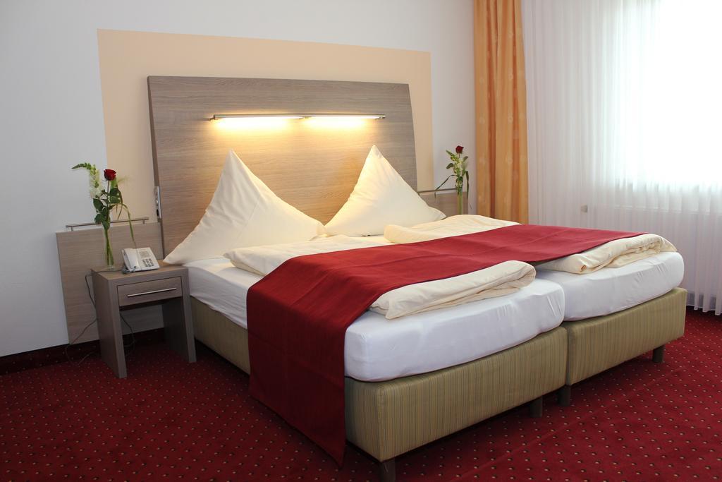 Hotel Buegener Ґронау Екстер'єр фото